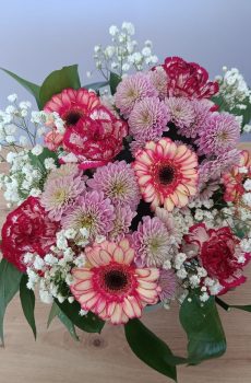 Arranjo de Saudade com Flores Naturais